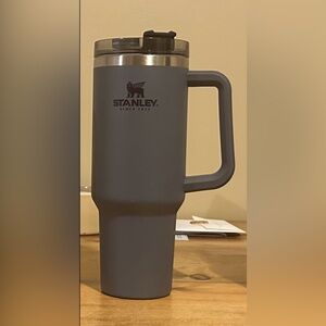 Stanley 40oz tumbler